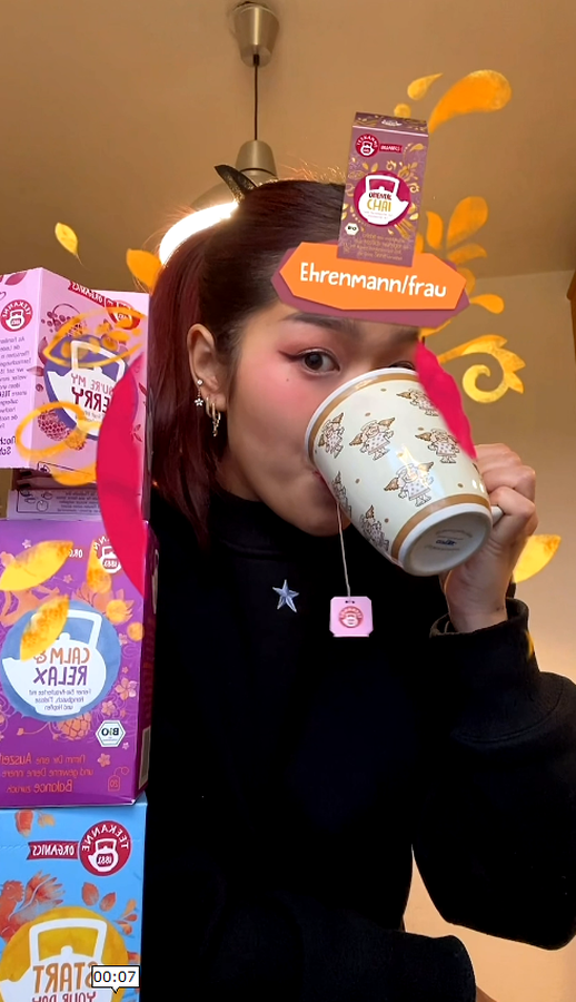Teekanne Werbung auf TikTok (Bild: Teekanne)