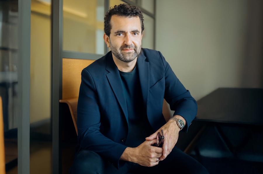 Serkan Agci leitet den Bereich Strategy Management bei Serviceplan