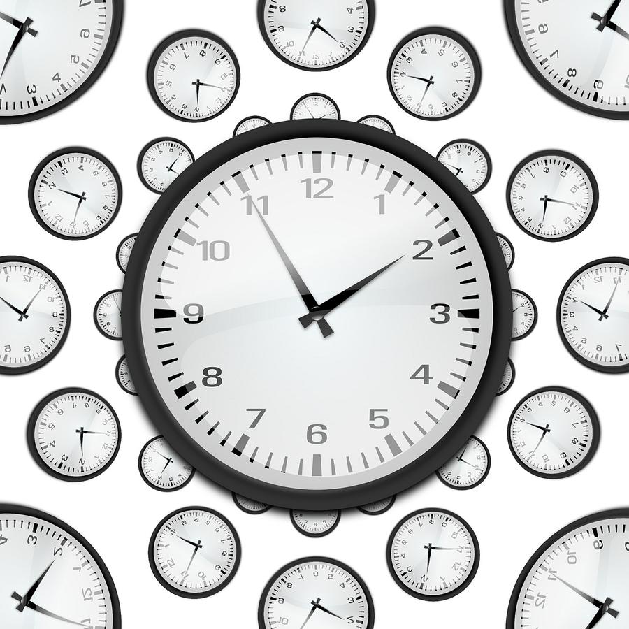 Ein Online-Wegweiser gibt Tipps für den Umgang mit digitalem Stress (Bild: Gerd Altmann auf Pixabay)