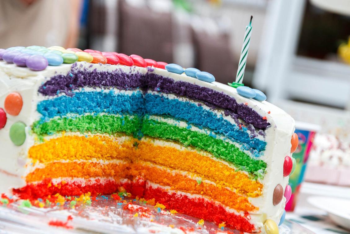 Die KI wird sich ein groes Stck aus dem Umsatzkuchen der Agenturen schneiden (Bild: Steffen Zimmermann auf Pixabay)