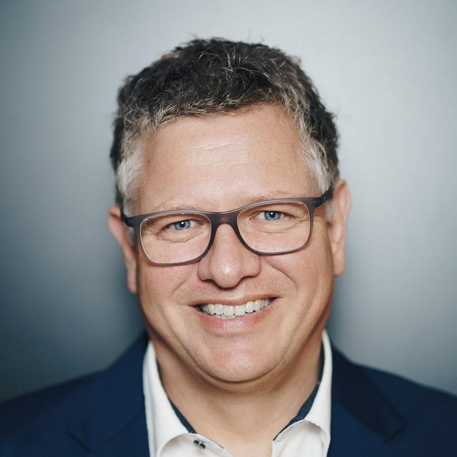 Christian Heinrich, Stellvertretender Vorsitzender Kompetenz- Center Anwender von Dialogmarketing (Bild: DekaBank)