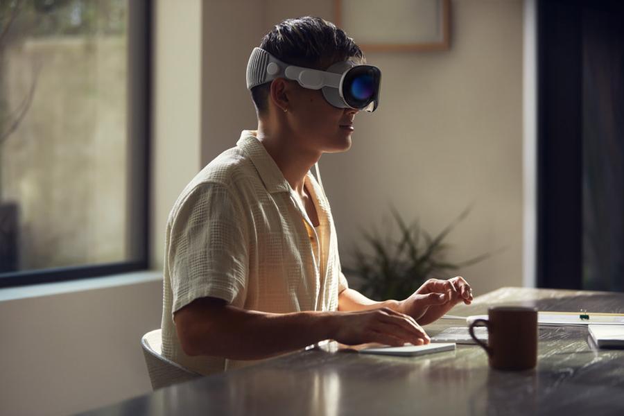 Diese Datenbrille wird von Apple als der "erste räumliche Computer" angepriesen