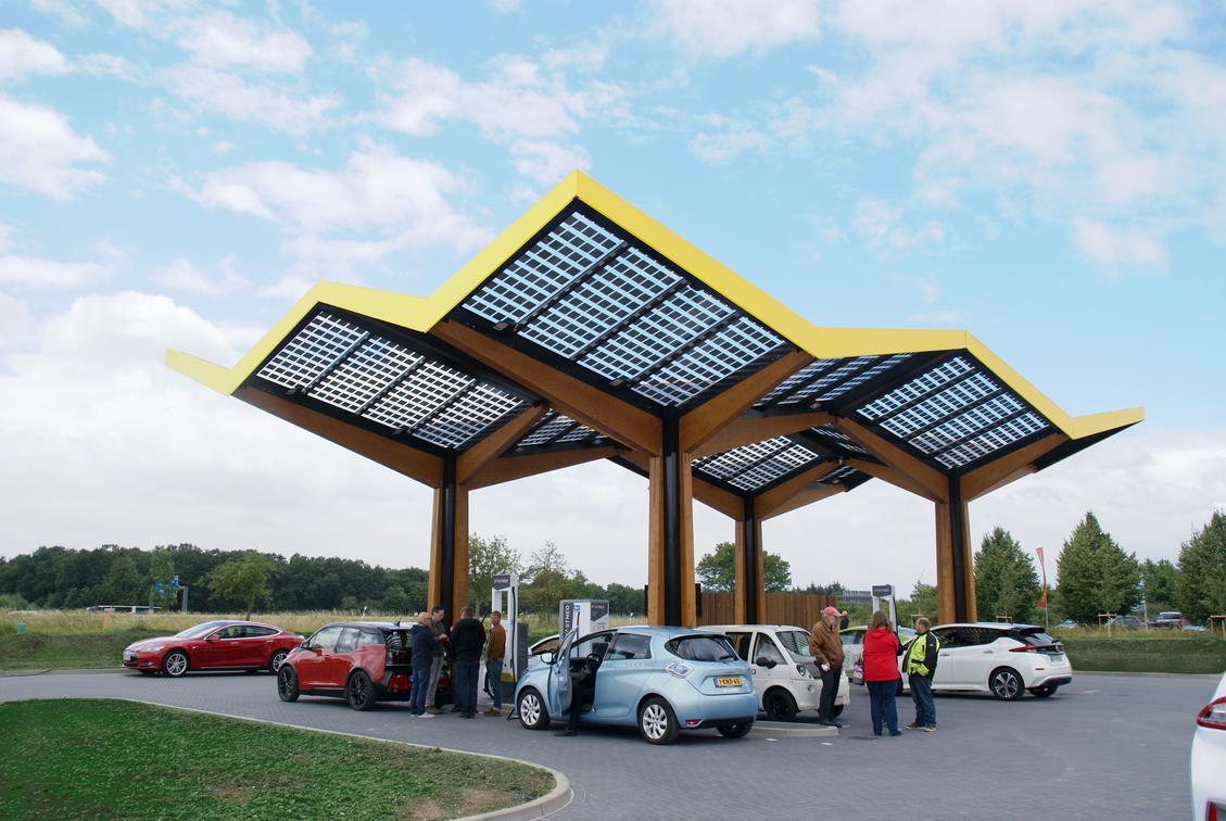 Schnellladestation von Fastned (Bild: Fastned)