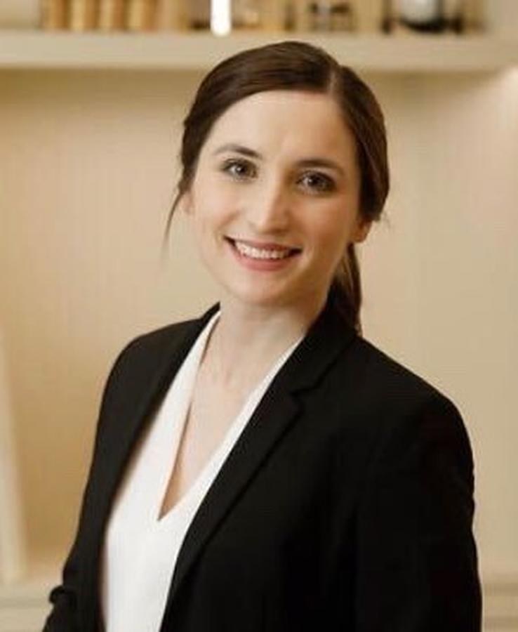 Janine Herres, Head of Digital Platform Strategy CX bei der Douglas Group (Bild: Douglas Group)
