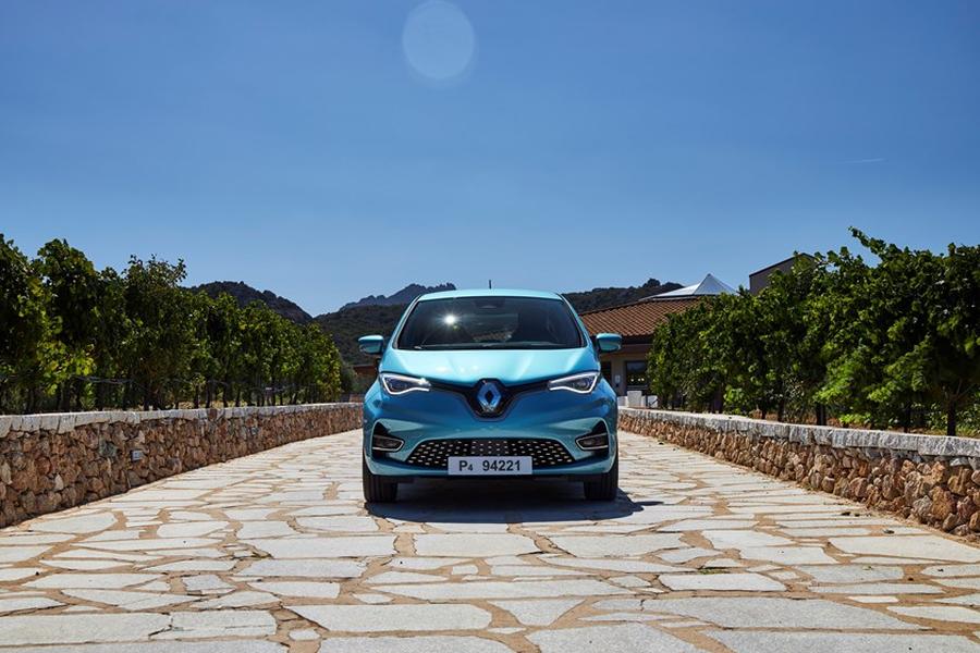 Renault bewirbt seine Modelle künftig gemeinsam mit Teads.