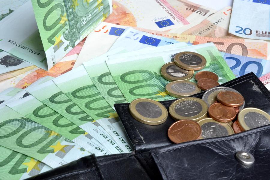 Die meisten unserer Leser können auf Münze und Schein weitestgehend verzichten (Bild: Bild: Andreas Hermsdorf / Pixelio.de)
